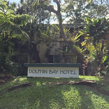 Dolphin Bay Hotel Hilo Exteriör bild